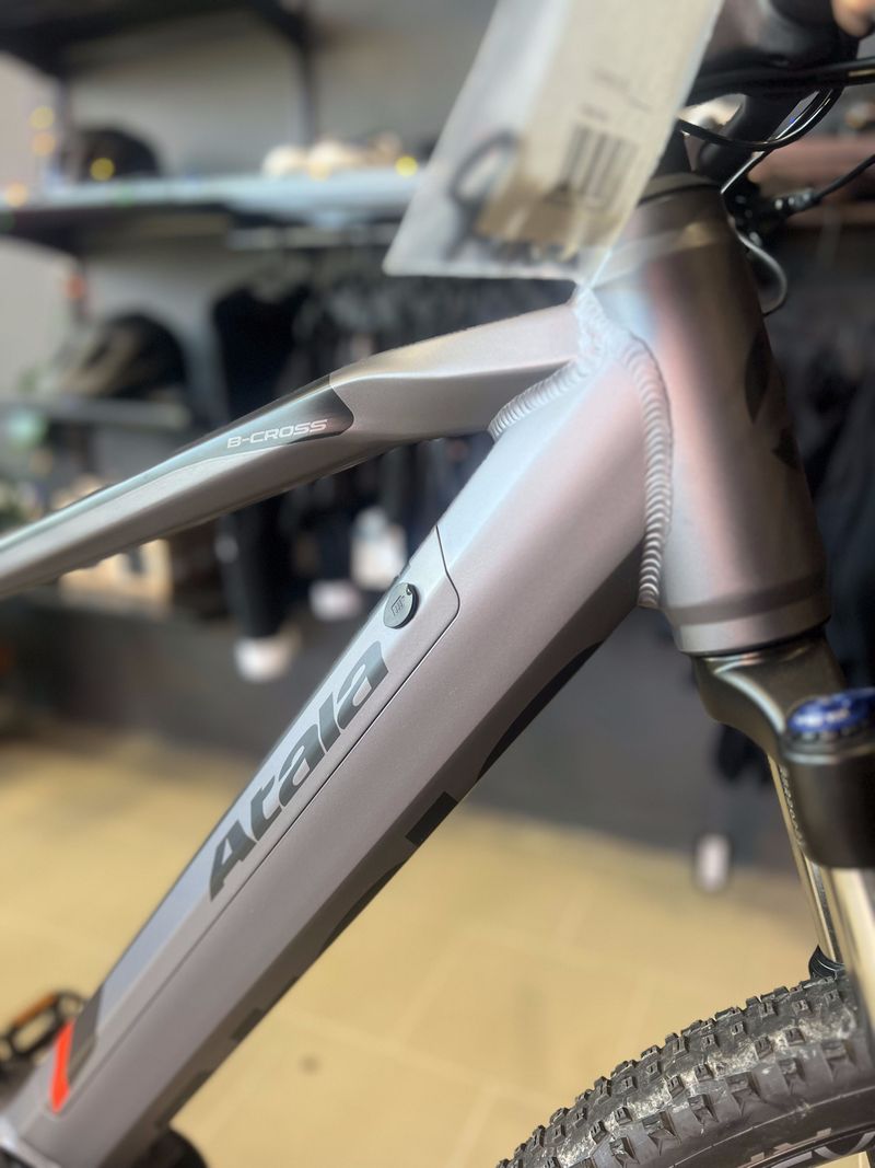 Used Atala B-Cross A 3.4 2025 Mountainbike, Black — image 6 of 6