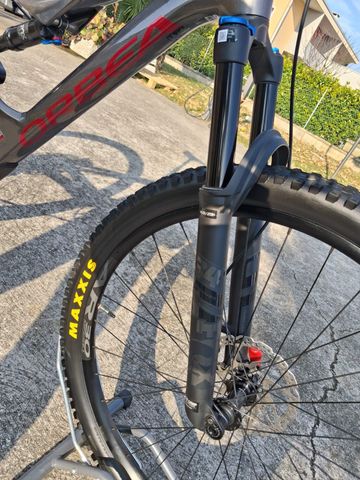 Used Orbea Occam SRAM GX Eagle 2023 Mountainbike, Light Gray — image 2 of 6