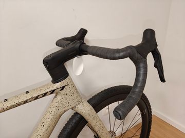 Brugt Scott Addict Shimano 105 Di2 2023 Road & Gravel — billede 6 af 7
