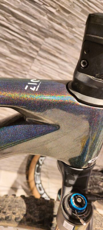 Orbea OIZ M-PRO 2024 2024 Mountainbike usato, Grigio chiaro — immagine 5 di 9