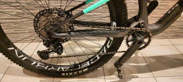 Orbea OIZ M-PRO 2024 2024 Mountainbike usato, Grigio chiaro — immagine 2 di 9