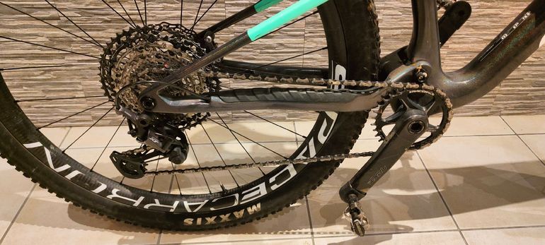 Used Orbea OIZ M-PRO 2024 2024 Mountainbike — image 2 of 9