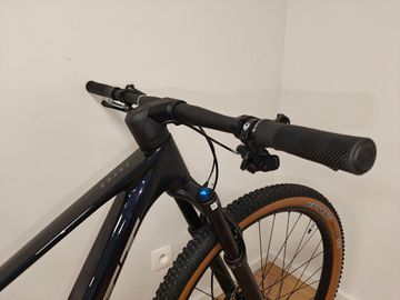 Used Scott Spark RC Comp 2023 2023 Mountainbike, Blue, 29 — image 4 of 8