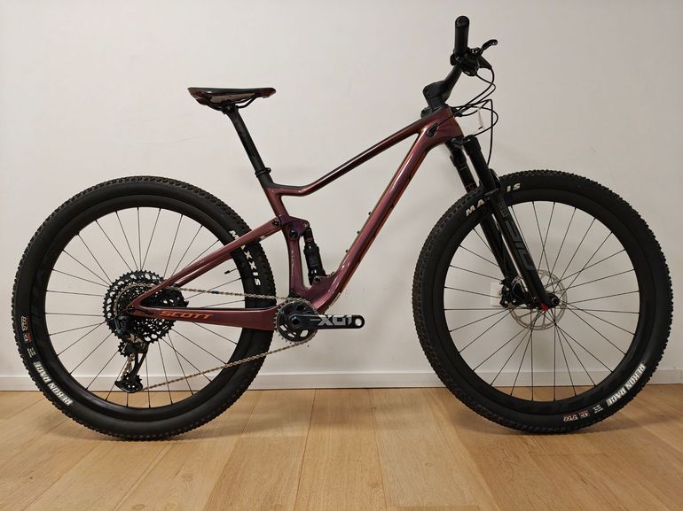 Used Scott Contessa Spark RC 900 WC 2021 2021 Mountainbike — image 1 of 7