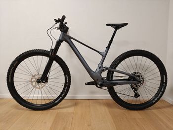 Used Scott Spark 950 2022 2022 Mountainbike, Hellgrau, 29 — image 8 of 8