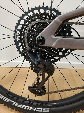 Scott Contessa Spark 910 2022 2022 Mountainbike usato, Grigio chiaro — immagine 3 di 8