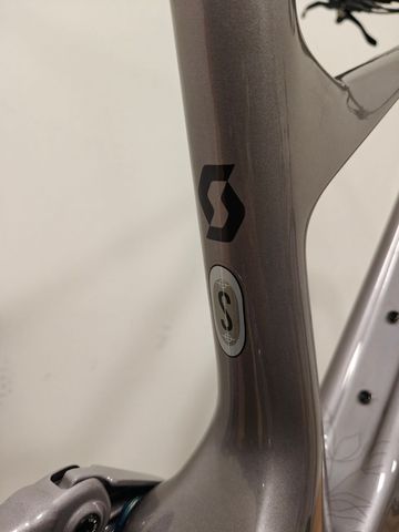 Scott Contessa Spark 910 2022 2022 Mountainbike usato, Grigio chiaro — immagine 7 di 8