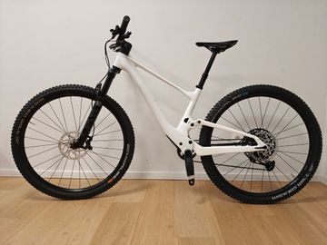 Used Scott Spark 920 2022 2022 Mountainbike, White, 29 — image 8 of 8