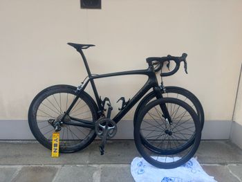 Used Specialized Tarmac Shimano Ultegra Di2 2016 Road & Gravel, Black — image 1 of 10
