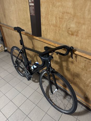 Used Specialized Tarmac Shimano Ultegra Di2 2016 Road & Gravel, Black — image 20 of 29