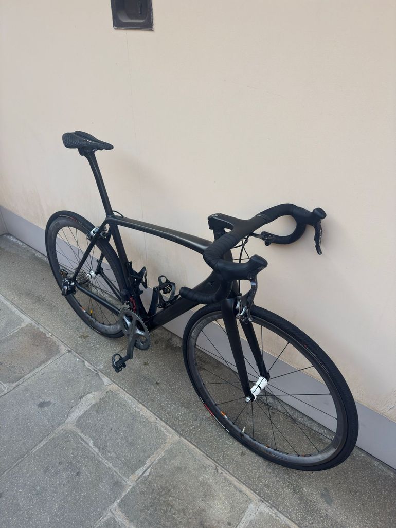 Used Specialized Tarmac Shimano Ultegra Di2 2016 Road & Gravel, Black — image 5 of 10