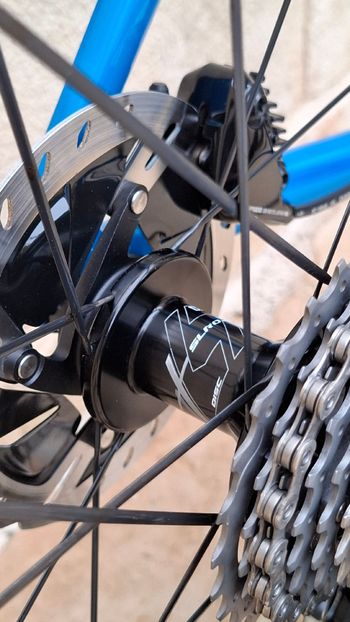 Used Giant Propel Shimano Dura Ace Di2 2020 Road & Gravel, Blue — image 22 of 40
