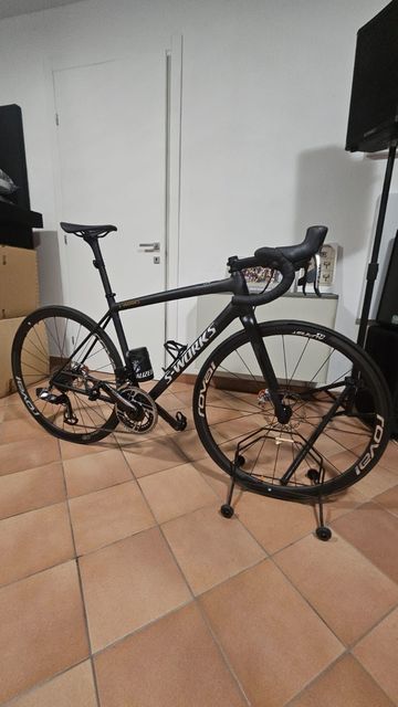 Specialized S-Works Aethos - SRAM Red eTap AXS 2023 2023 Road & Gravel usato