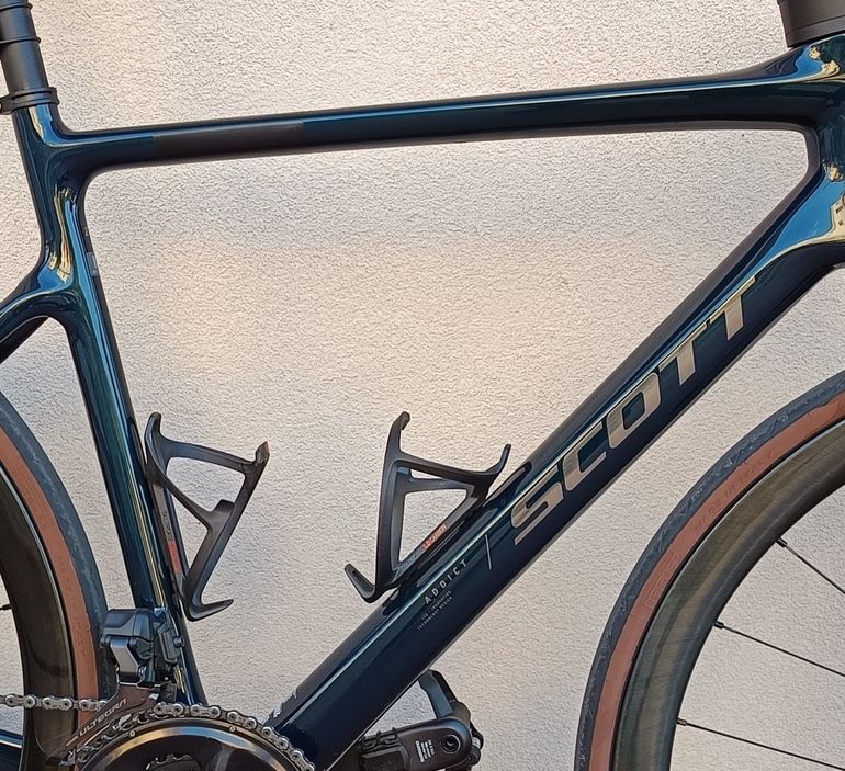Used Scott Addict 20 2025 2025 Road & Gravel, Green — image 3 of 6