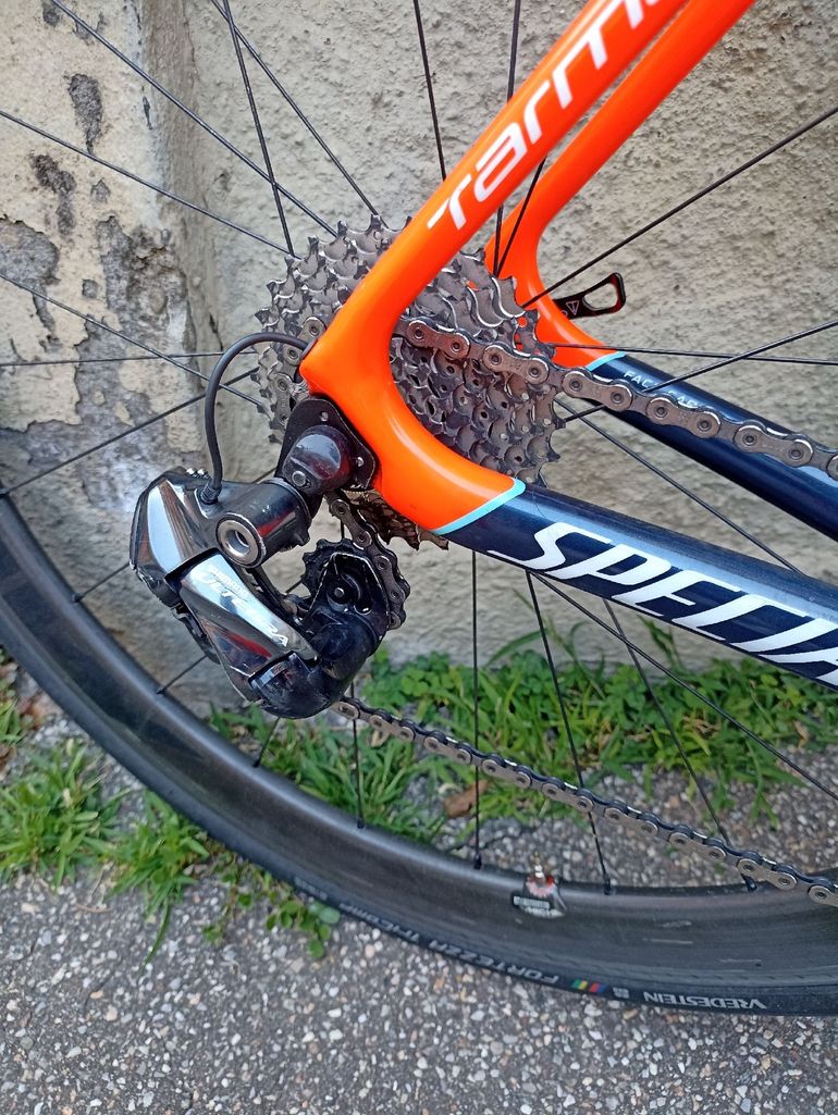 Used Specialized Tarmac Shimano Ultegra Di2 2017 Road & Gravel — image 4 of 7