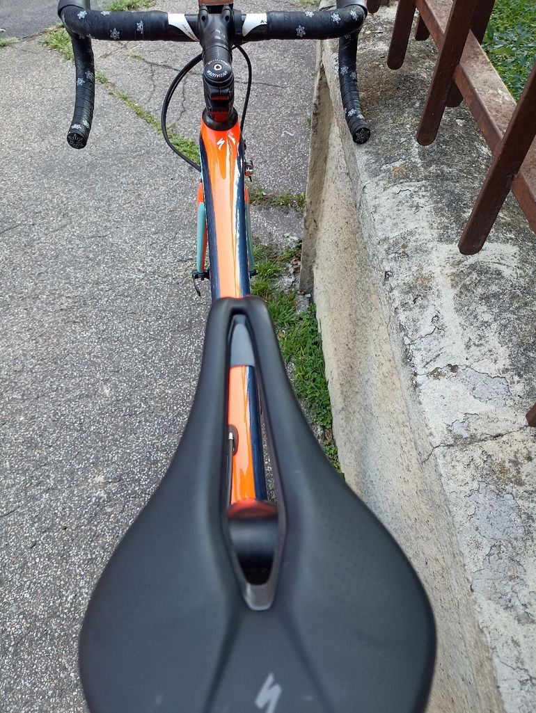Used Specialized Tarmac Shimano Ultegra Di2 2017 Road & Gravel — image 7 of 7