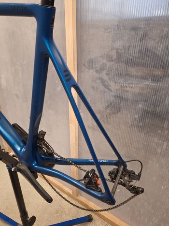 Used Basso Venta Ultegra Disc Frameset 2022 Road & Gravel — image 2 of 11