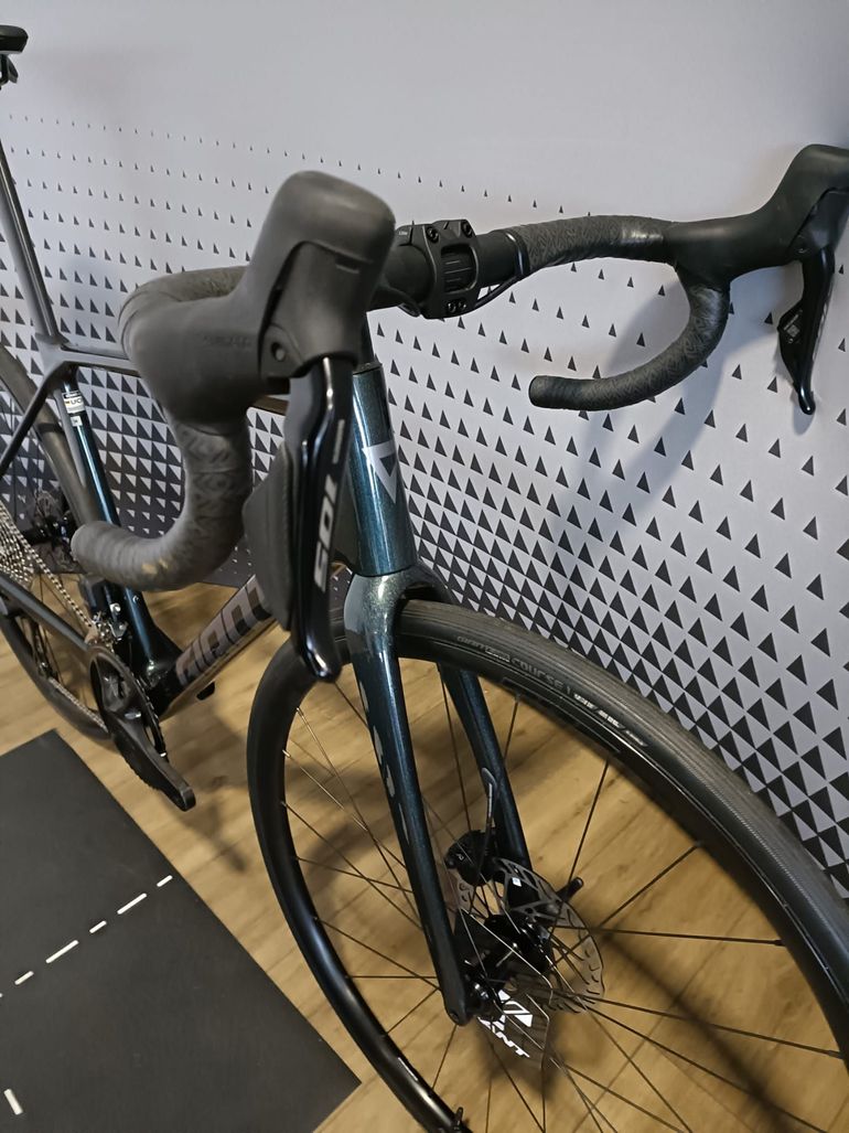 Used Giant TCR ADVANCED 1 PRO COMPACT 2025 2025 Road & Gravel, Green — image 4 of 10