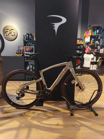 Käytetty Pinarello Grevil F1 2026 2026 Road & Gravel