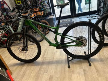 Tweedehands Merida NINETY-SIX XT 2025 2025 Mountainbike — afbeelding 2 van 3