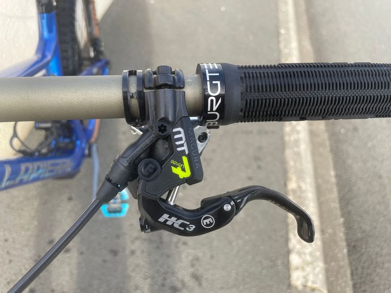 ララバイ Lapierre Spicy SRAM XX1 Eagle AXS 2023