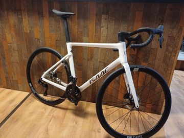 Used Isaac Boson Shimano 105 Di2 2024 Road & Gravel