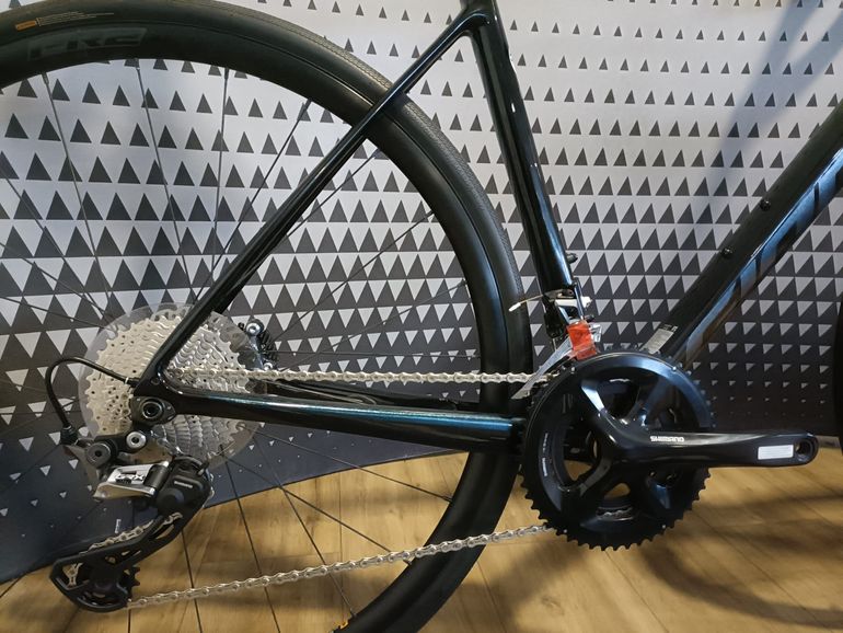 Used Giant Defy Advanced 1 2022 2022 Road & Gravel, Black — image 5 of 11