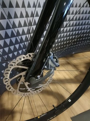 Used Giant Defy Advanced 1 2022 2022 Road & Gravel, Black — image 7 of 11
