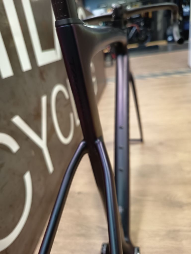 Used Specialized S-Works Tarmac SL8 LTD 2025 Frameset 2025 Road & Gravel — image 4 of 10