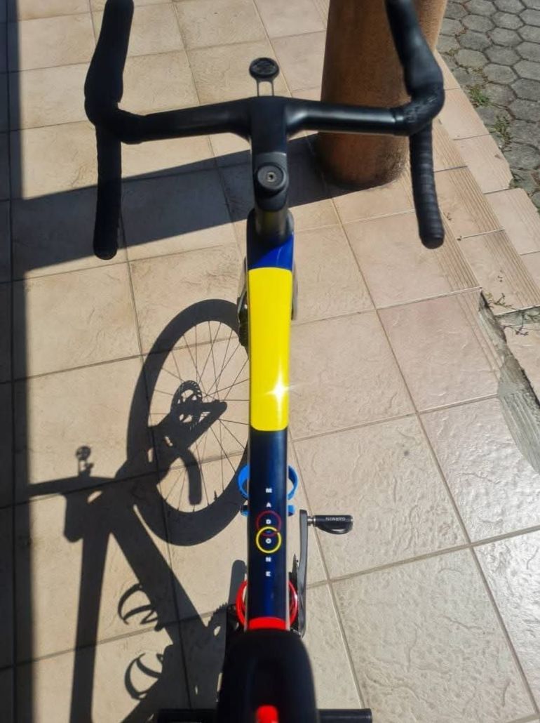 Used Trek Madone SLR 7 Gen 8 2025 2025 Road & Gravel, Blue — image 4 of 6