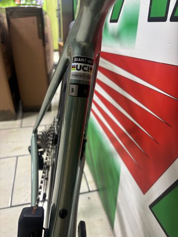 Used Giant Tcr Shimano 105 Di2 2026 Road & Gravel, Gris claro — image 13 of 13