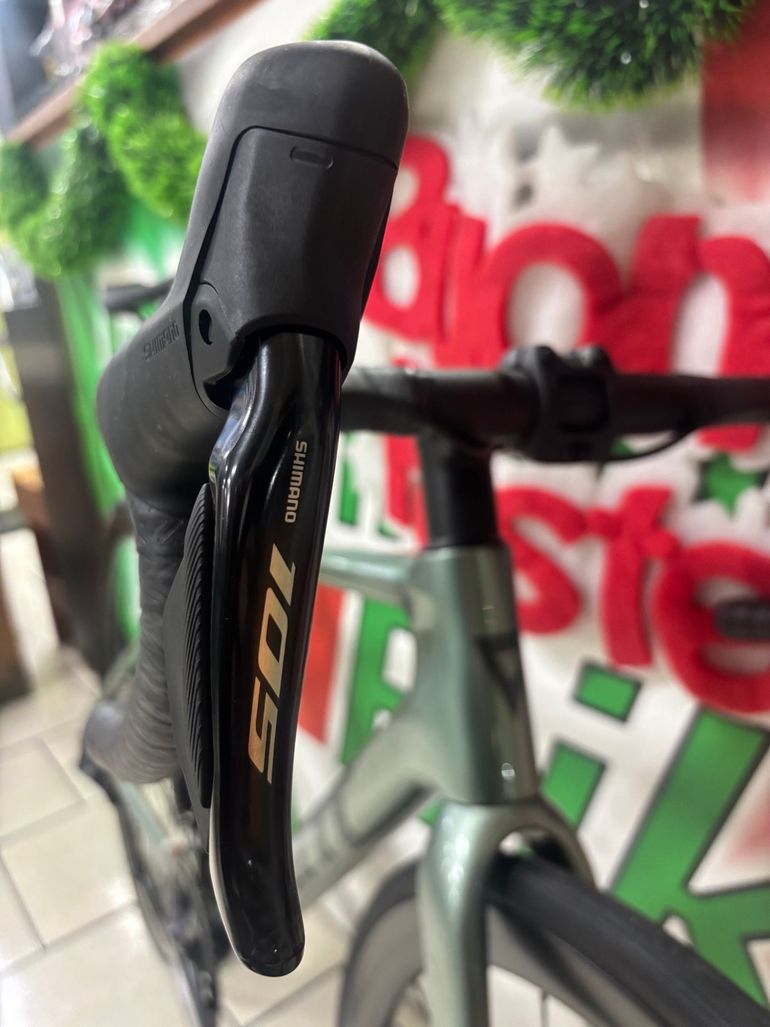 Used Giant Tcr Shimano 105 Di2 2026 Road & Gravel, Gris claro — image 5 of 13