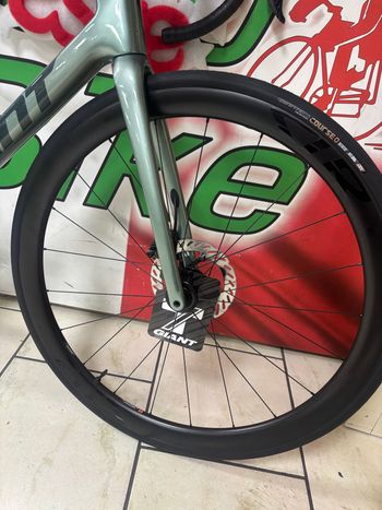 Used Giant Tcr Shimano 105 Di2 2026 Road & Gravel, Gris claro — image 6 of 13