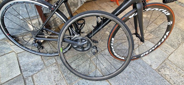 Used Trek Émonda SLR 6 2017 2017 Road & Gravel, Black — image 14 of 16
