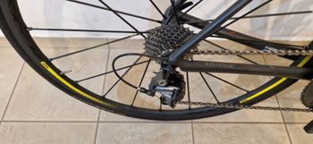 Used Trek Émonda SLR 6 2017 2017 Road & Gravel, Black — image 3 of 5