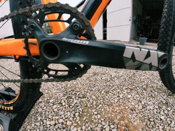 Tweedehands Mondraker CHRONO DC R 2023 2023 Mountainbike — afbeelding 2 van 8
