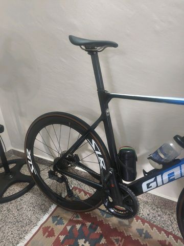 Giant Propel Advanced Pro 0 2024 2024 Road & Gravel usato, Blu — immagine 7 di 9