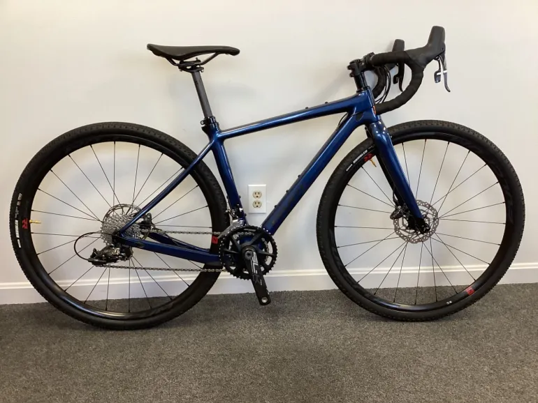 Used Pivot Pivot Vault Carbon SRAM Force 2022 Road & Gravel, Blue — image 1 of 11