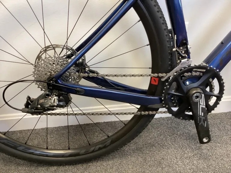 Used Pivot Pivot Vault Carbon SRAM Force 2022 Road & Gravel, Blue — image 8 of 11
