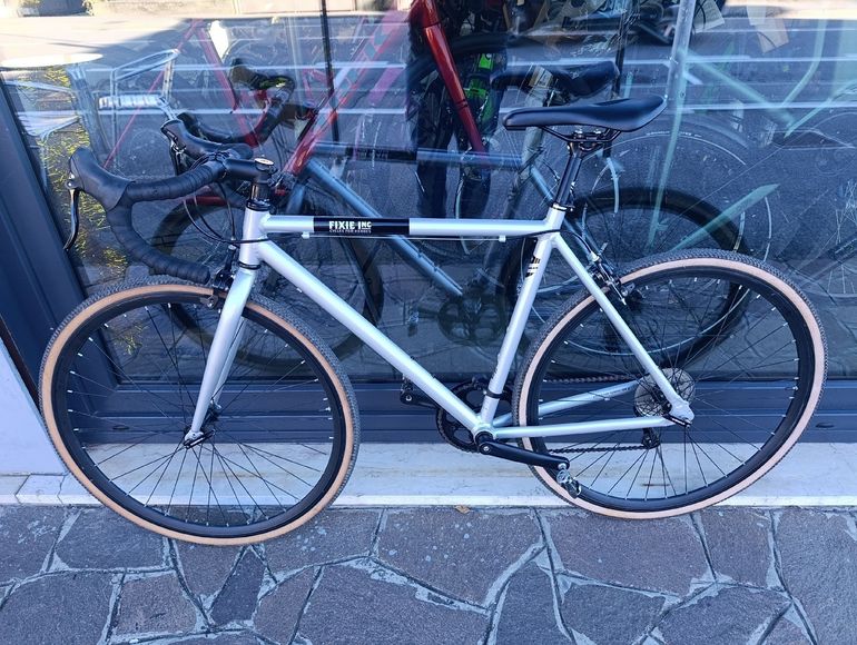 Used FIXIE Inc. Floater Race 8S 2020 2020 Road & Gravel, Light Gray — image 3 of 5