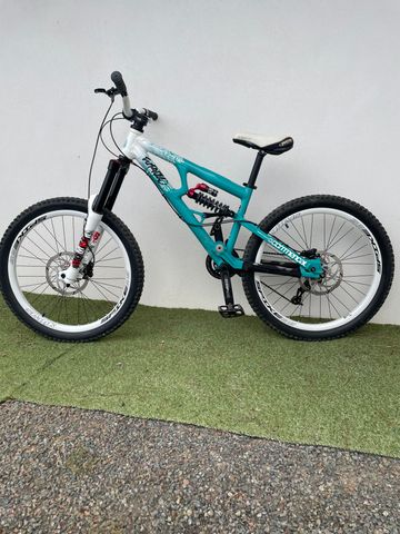 Tweedehands Commencal VTT Commencal Furious CG 2009 MTB