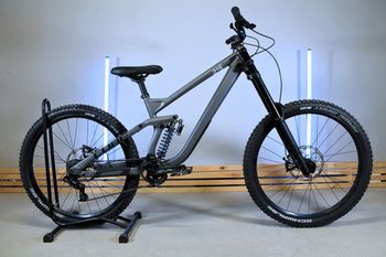 Used Downhill Bikes for sale| 70% off new | buycycle