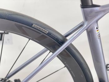 Used Giant TCR Advanced Pro 0 Di2 2025 2025 Road & Gravel, Gris claro — image 3 of 8