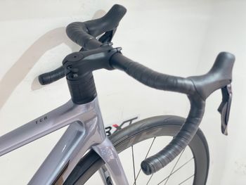 Used Giant TCR Advanced Pro 0 Di2 2025 2025 Road & Gravel, Gris claro — image 6 of 8