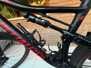 Used Specialized Epic SRAM GX Eagle AXS 2018 Mountainbike, Black — image 9 of 20