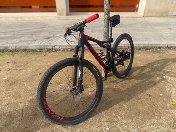 Used Specialized Epic SRAM GX Eagle AXS 2018 Mountainbike, Black — image 2 of 20