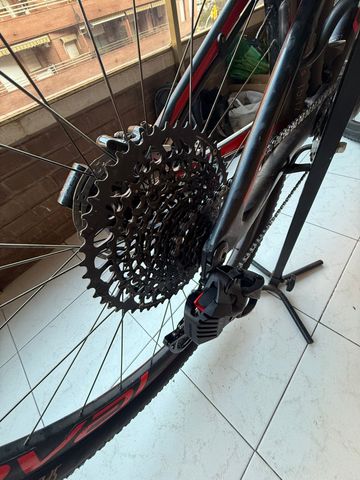 Used Specialized Epic SRAM GX Eagle AXS 2018 Mountainbike, Black — image 4 of 20