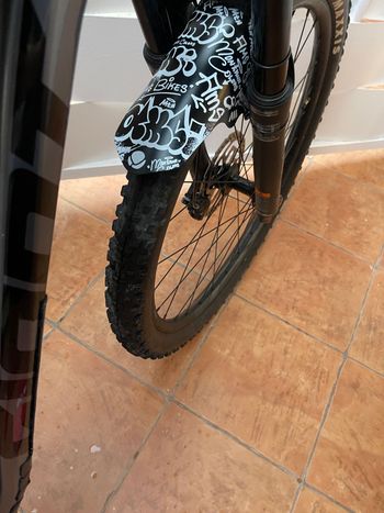 Used Giant Stance 2023 2023 Mountainbike, Black — image 6 of 10