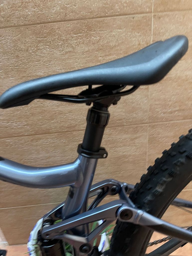 Used Giant Stance 2023 2023 Mountainbike, Black — image 10 of 10