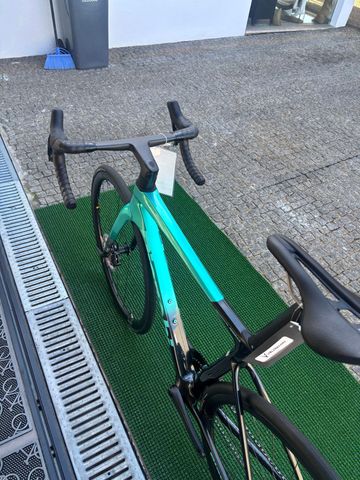 Gebrauchtes Bianchi Specialissima Comp Ultrega 2025 Road & Gravel, Grün — Bild 5 von 8